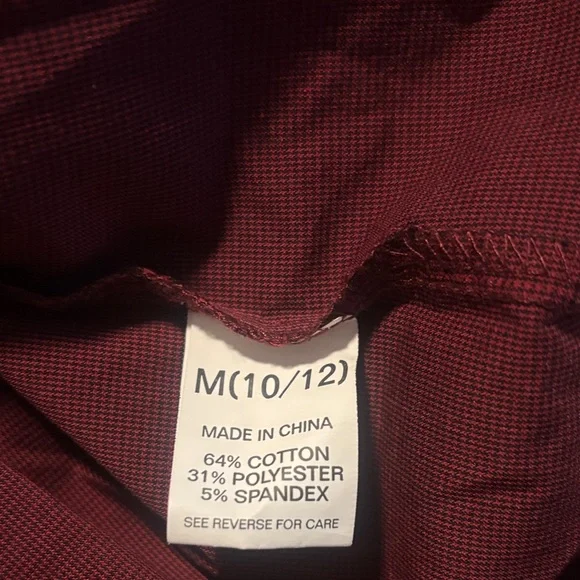 Chaps Deep Red small check patternStretch Shirt size Medium 10-12 EUC - Picture 4 of 6